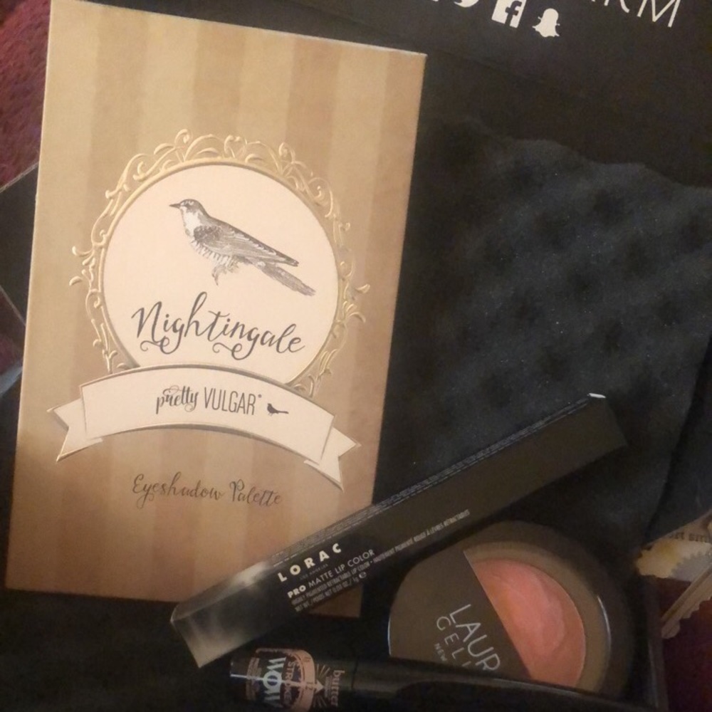 Make up bundle